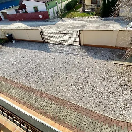 Casa de hóspedes Apartmánový Dom Flóra Veľký Meder